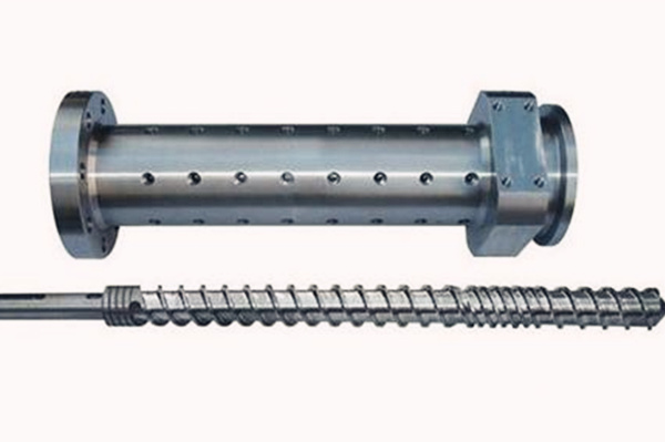 決定錐形雙孔機(jī)筒螺桿材料的關(guān)鍵因素有哪些？ 圖2