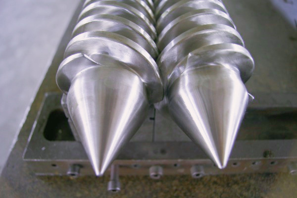 錐形雙螺桿實拍照片